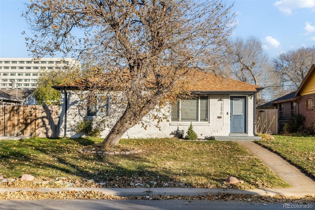 Photo of 3690 Olive Street, Denver, CO 80207 (MLS # 8362037)