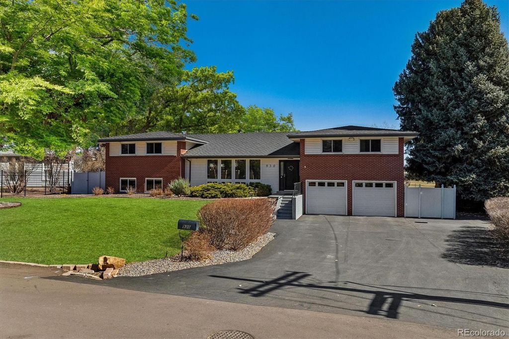 Photo of 930 Reed Court, Lakewood, CO 80214 (MLS # 4899656)