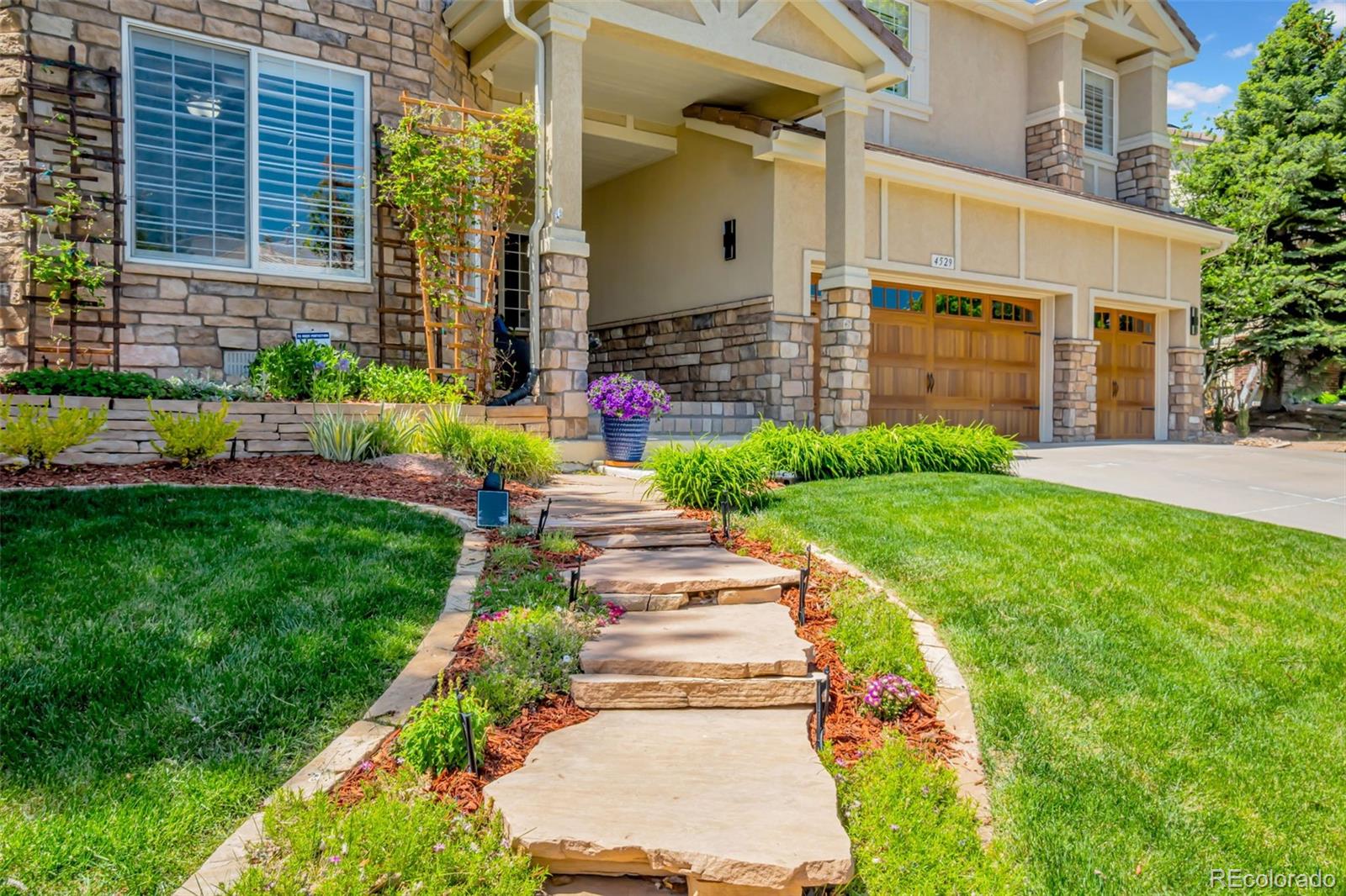 4529 Castle Lane