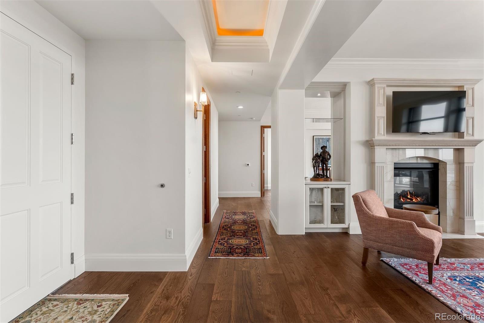 8100 E Union Avenue 2301