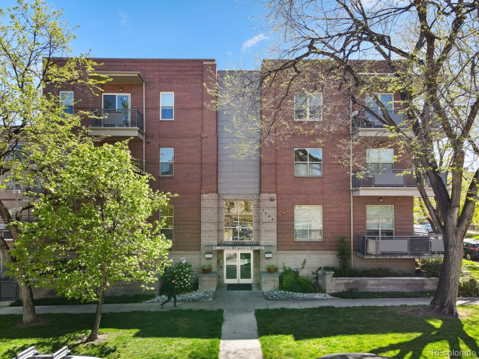 1700 N Emerson Street 304