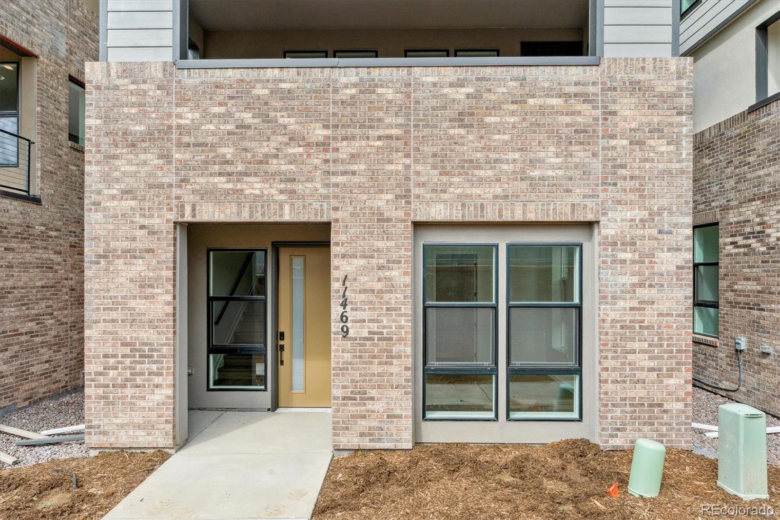 11469 E Briarwood Circle