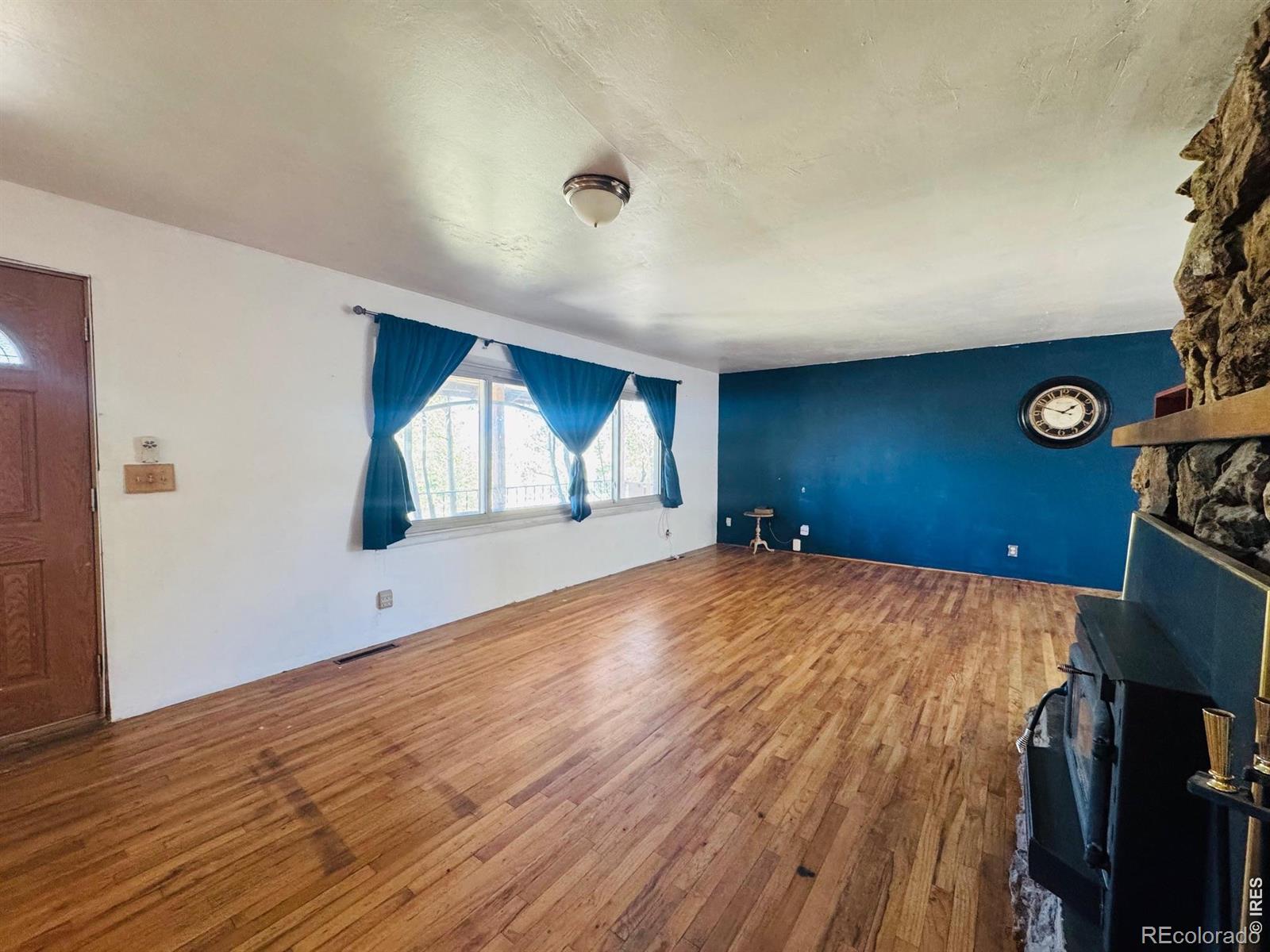 707 4th Street