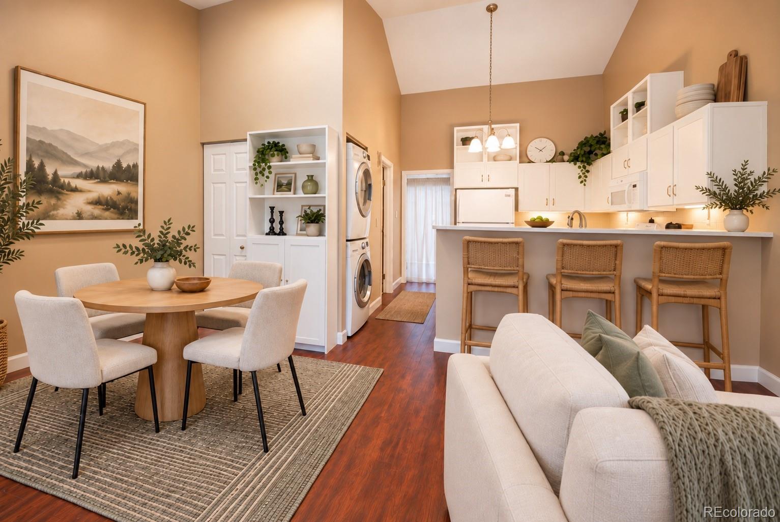 4675 S Dillon Court F114