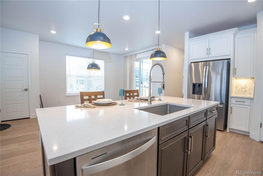 Photo of 9728 Middle Peak Street, Littleton, CO 80125 (MLS # 5165803)