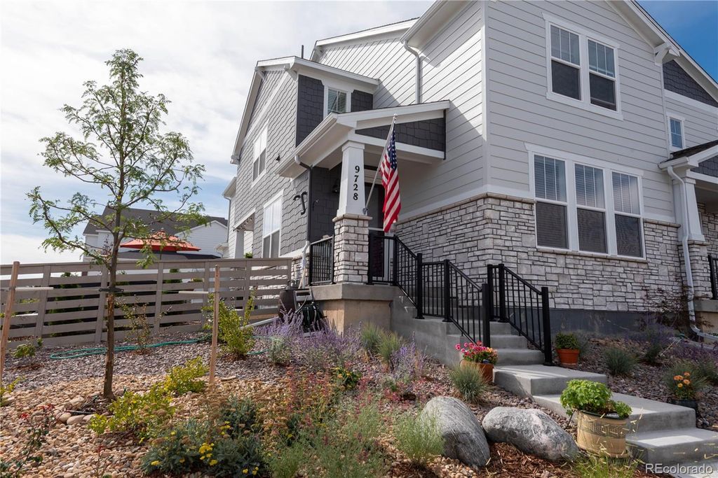 Photo of 9728 Middle Peak Street, Littleton, CO 80125 (MLS # 5165803)