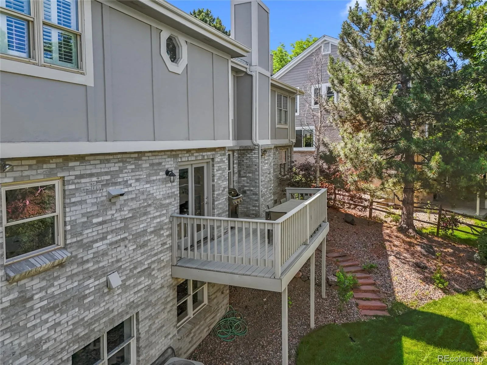 Golden, Colorado 80401, United States, 5 Bedrooms Bedrooms, ,5 BathroomsBathrooms,Residential,Active,82306