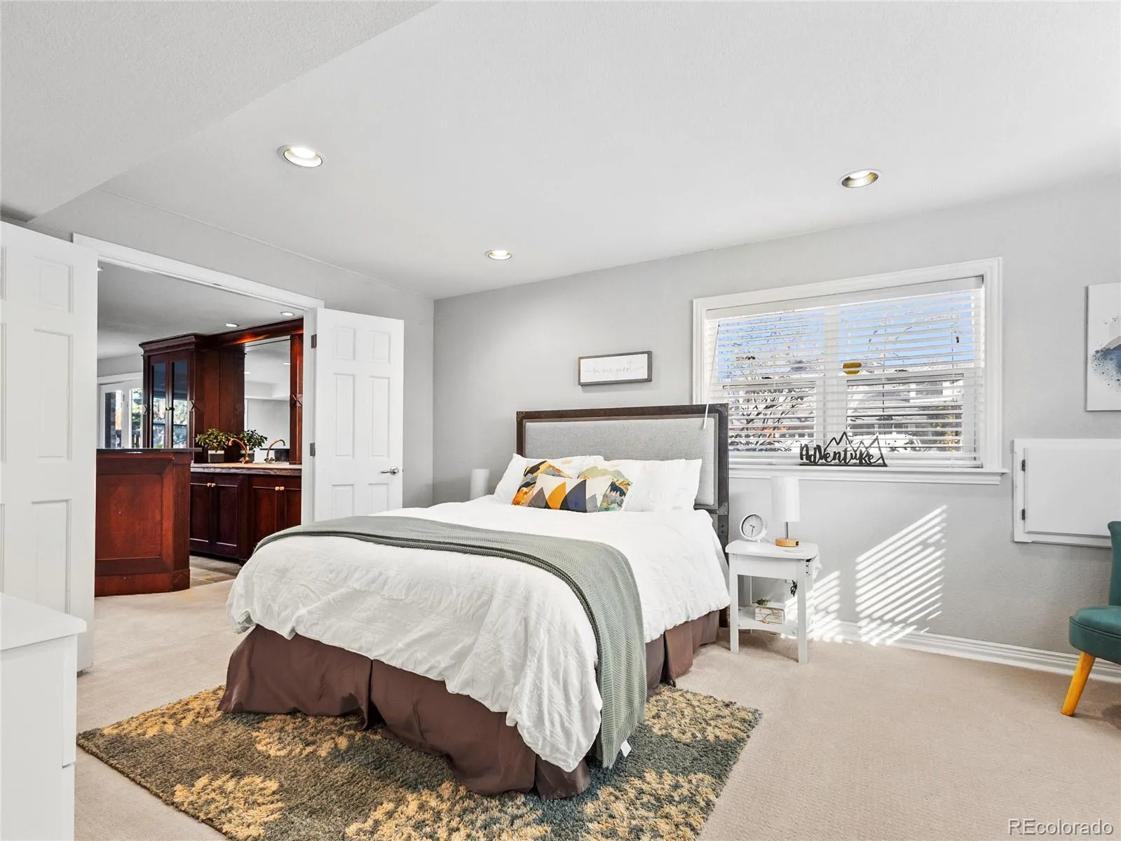 Golden, Colorado 80401, United States, 5 Bedrooms Bedrooms, ,5 BathroomsBathrooms,Residential,Active,82306