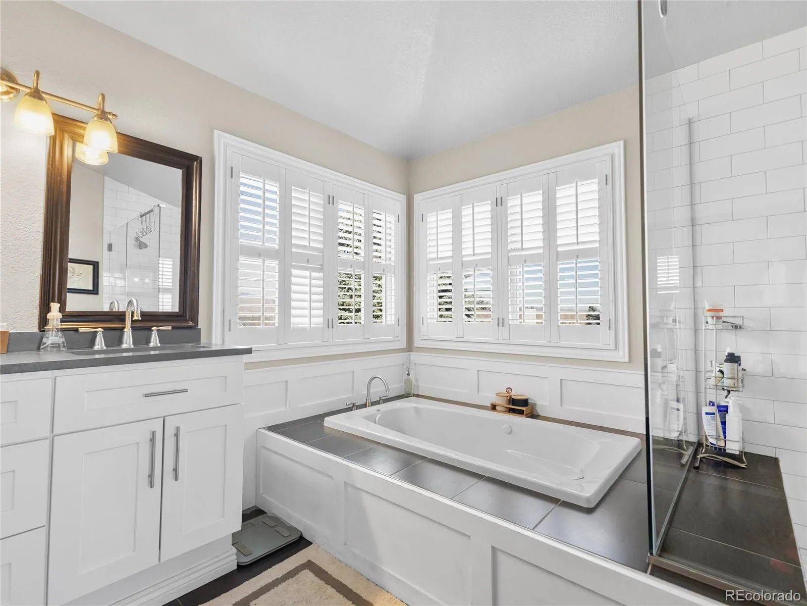 Golden, Colorado 80401, United States, 5 Bedrooms Bedrooms, ,5 BathroomsBathrooms,Residential,Active,82306