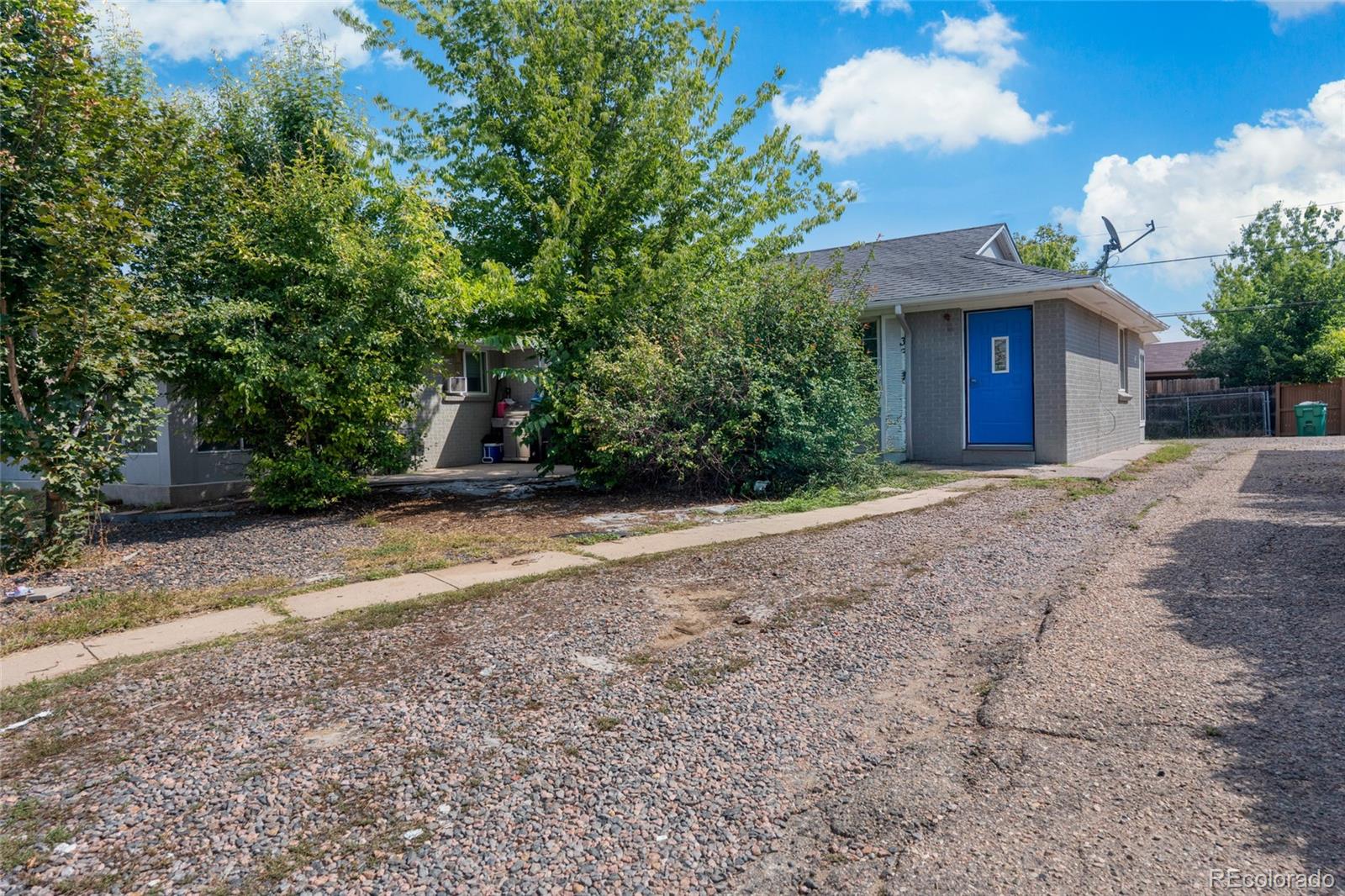 384 Dayton St Street