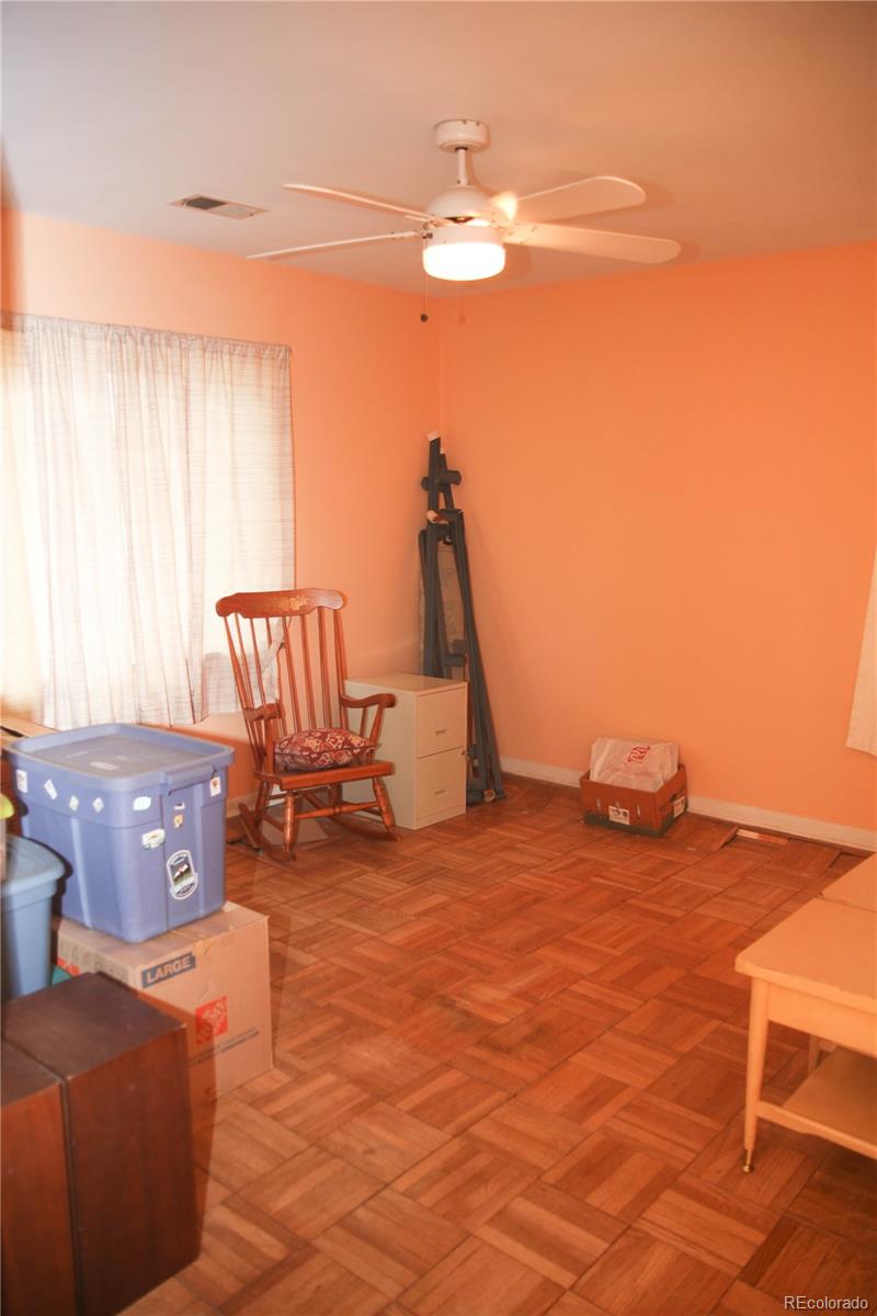 2981 S Dahlia Street