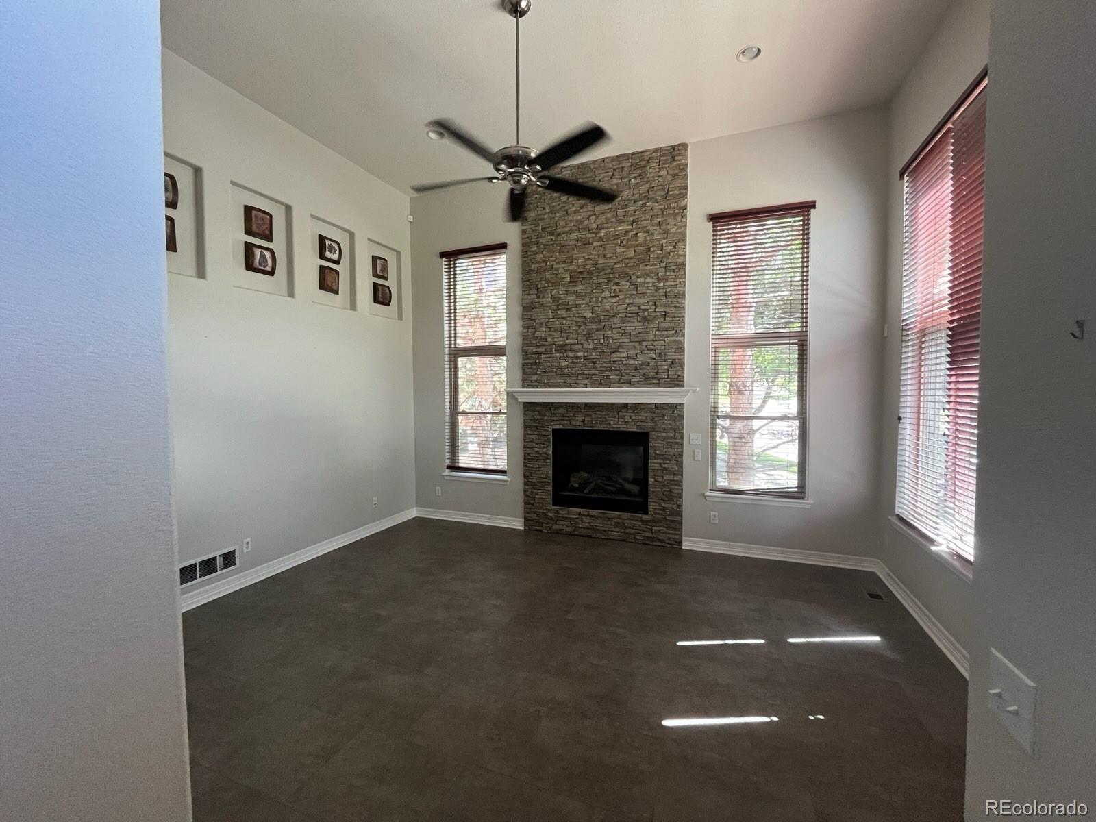 10158 Ridgegate Circle