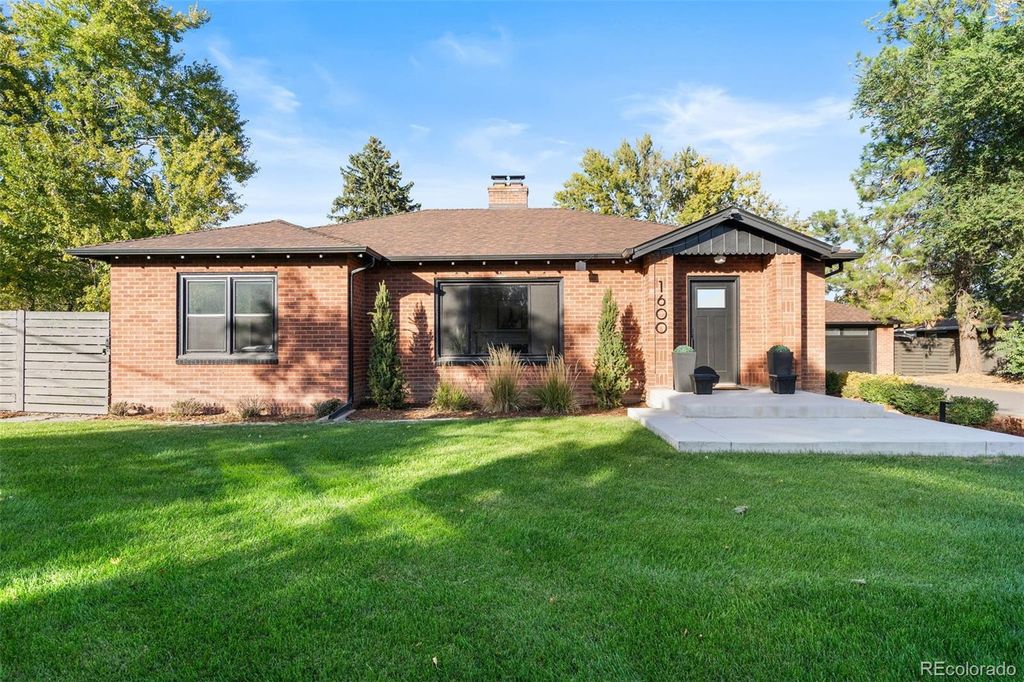Photo of 1600 Balsam Street, Lakewood, CO 80214 (MLS # 8416095)