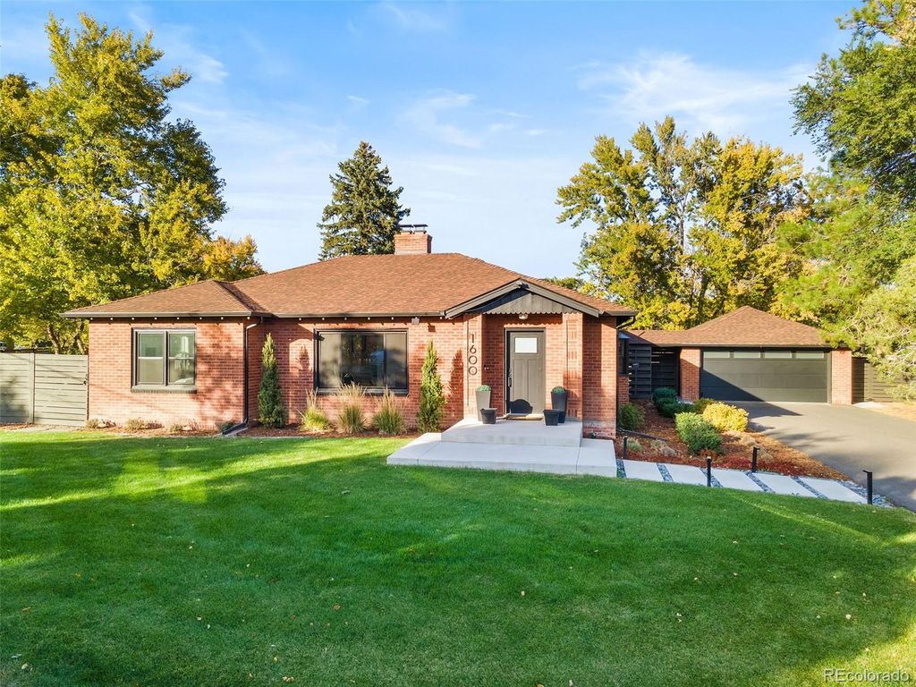 Photo of 1600 Balsam Street, Lakewood, CO 80214 (MLS # 8416095)