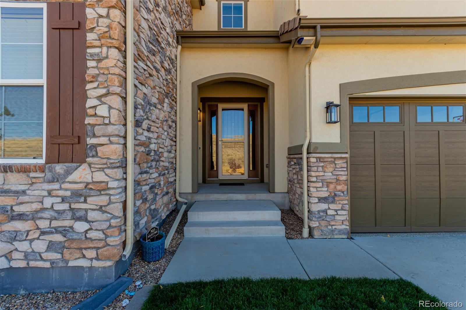 16950 W 95th Place