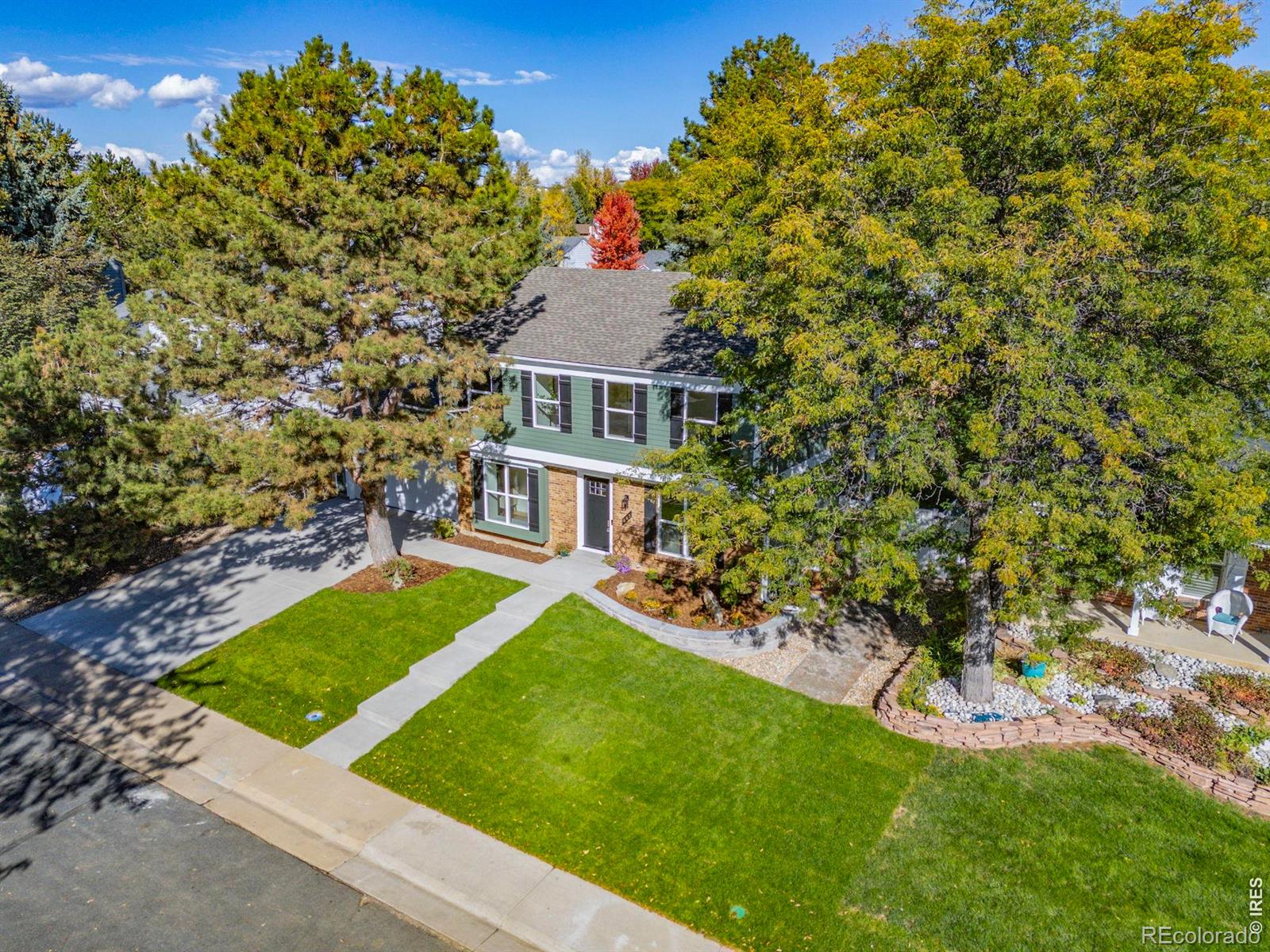 665 W Juniper Court