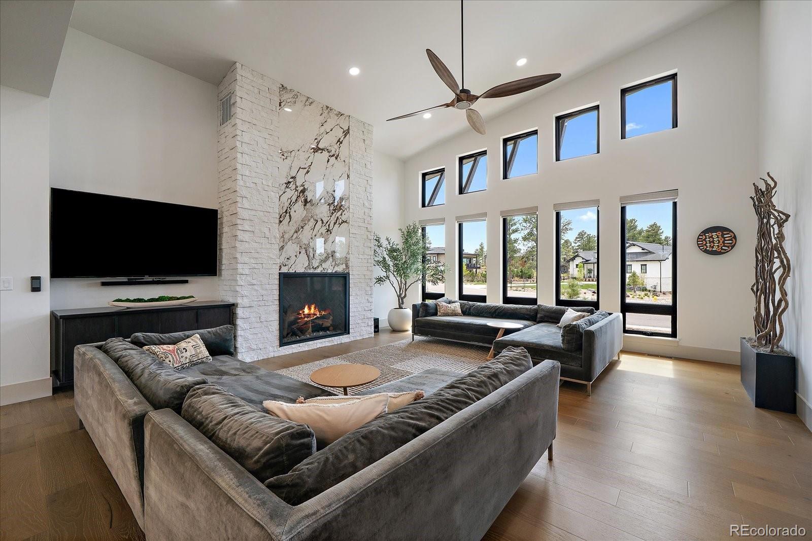 5914 Noble Pine Way