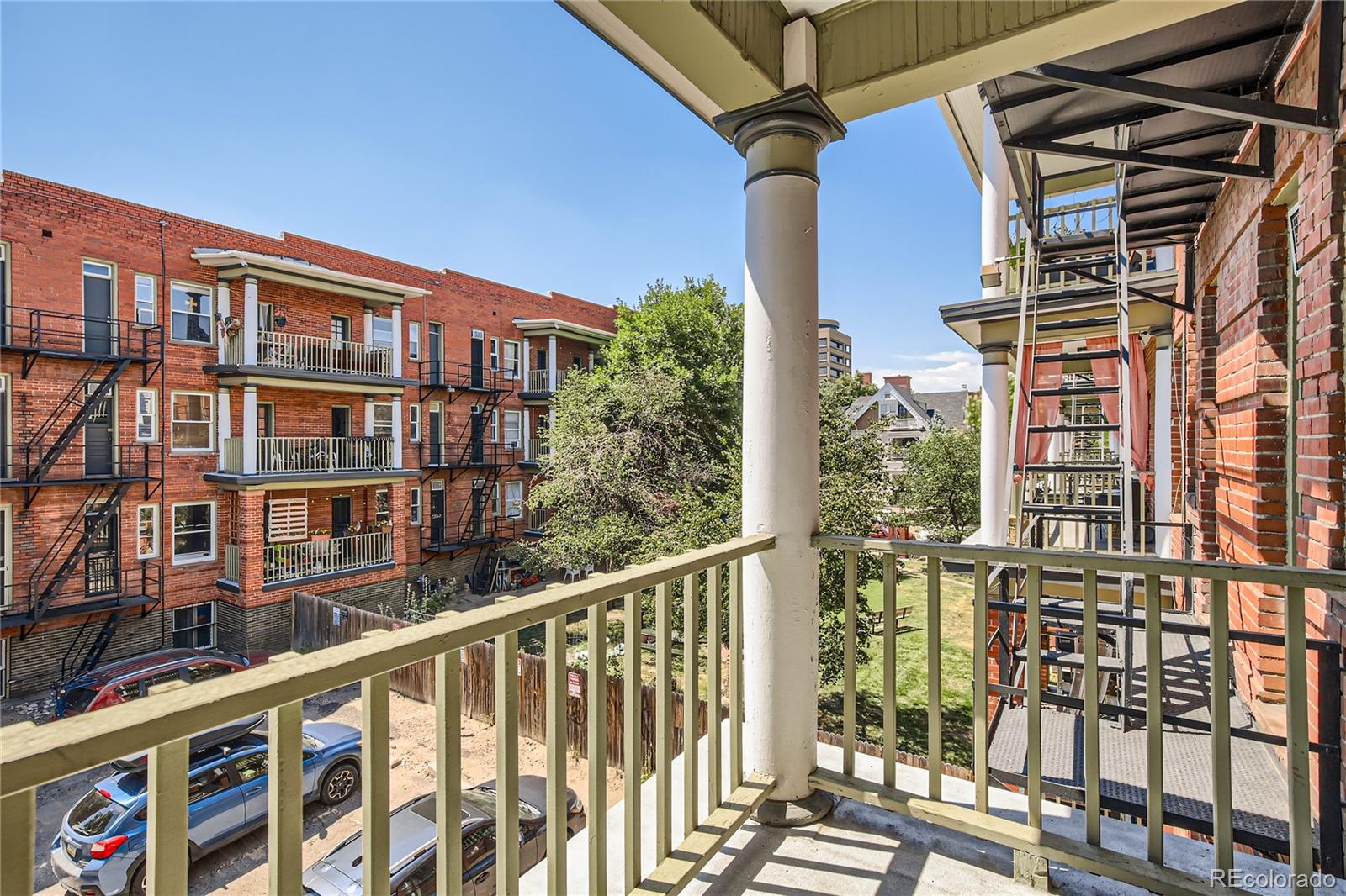 1376 N Pearl Street 212