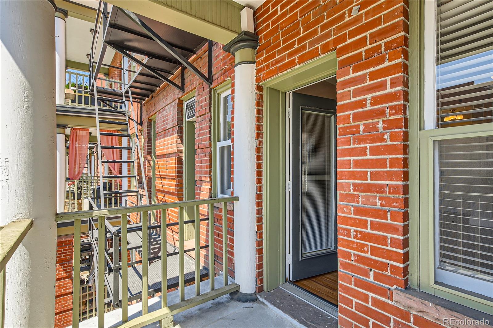 1376 N Pearl Street 212