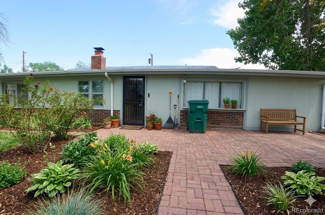 1180 W Stanford Drive