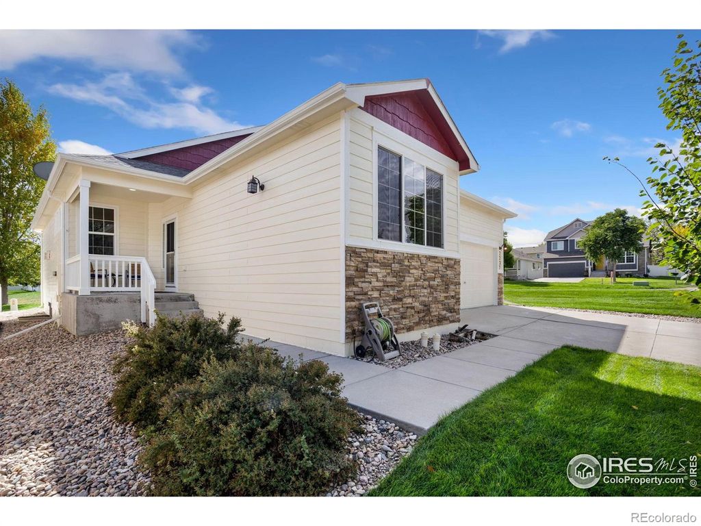 Photo of 2237 Woodbury Lane, Fort Collins, CO 80524 (MLS # IR1044851)