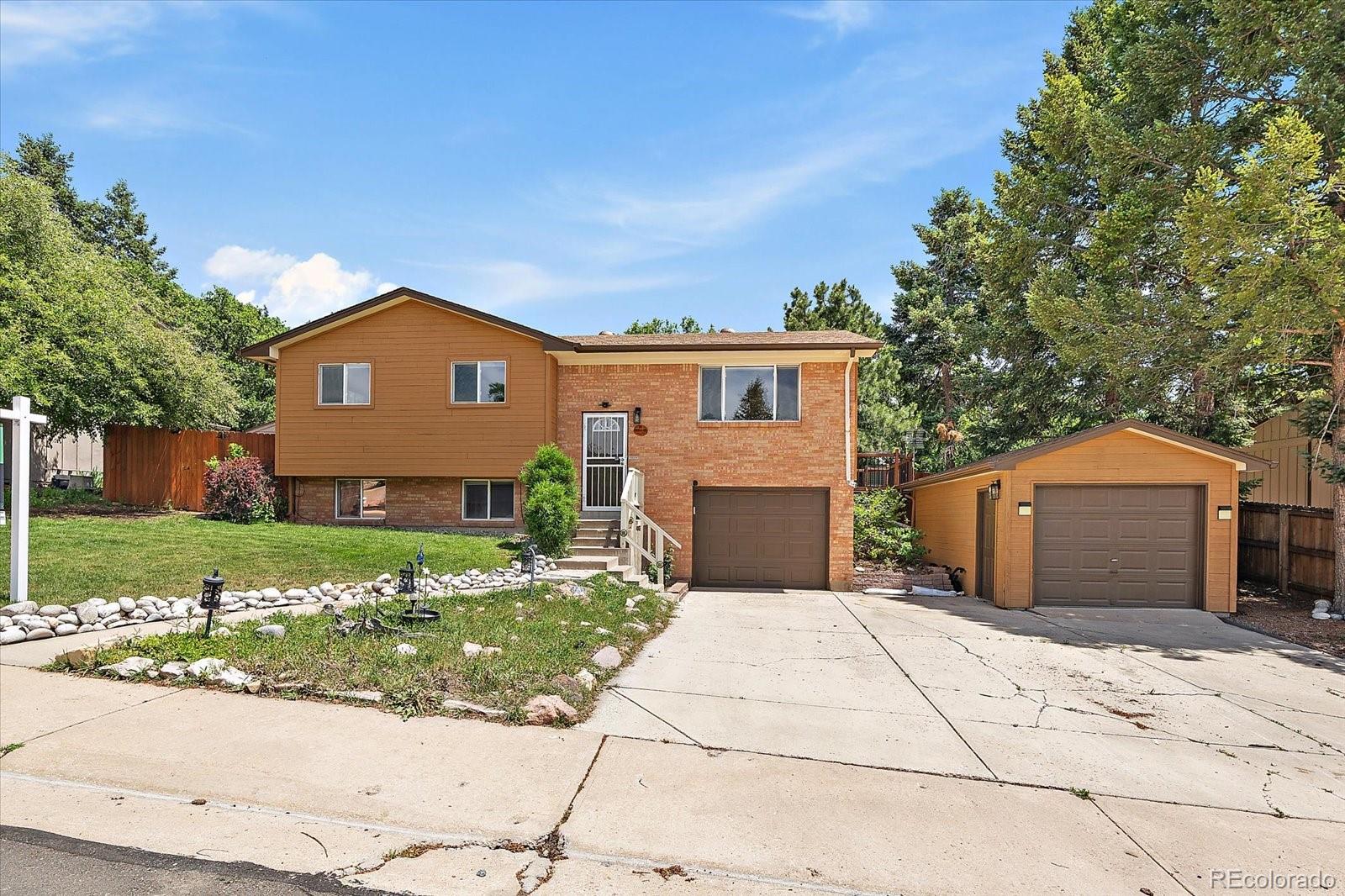 30 Circle Drive