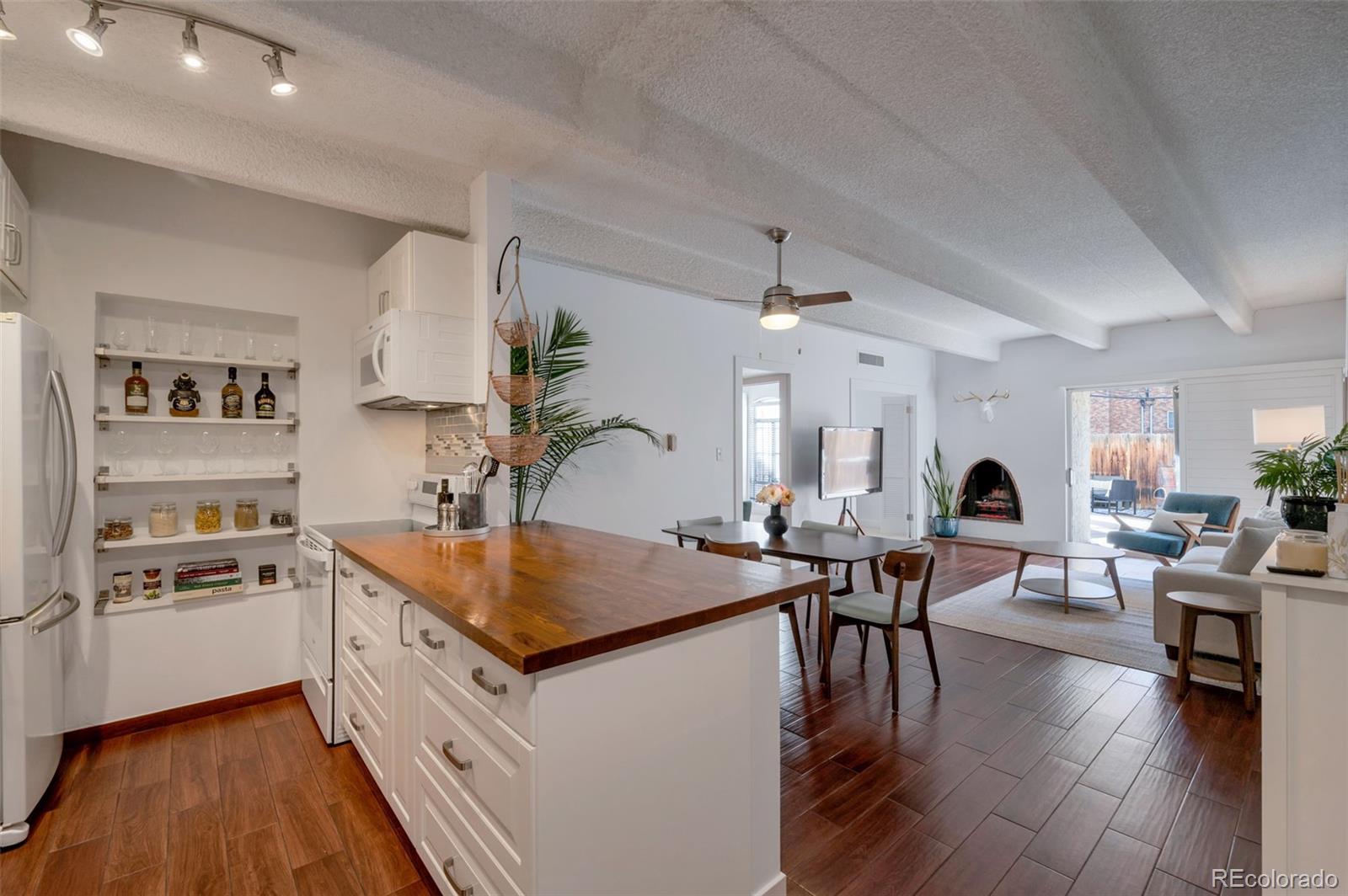 1365 Columbine Street 101