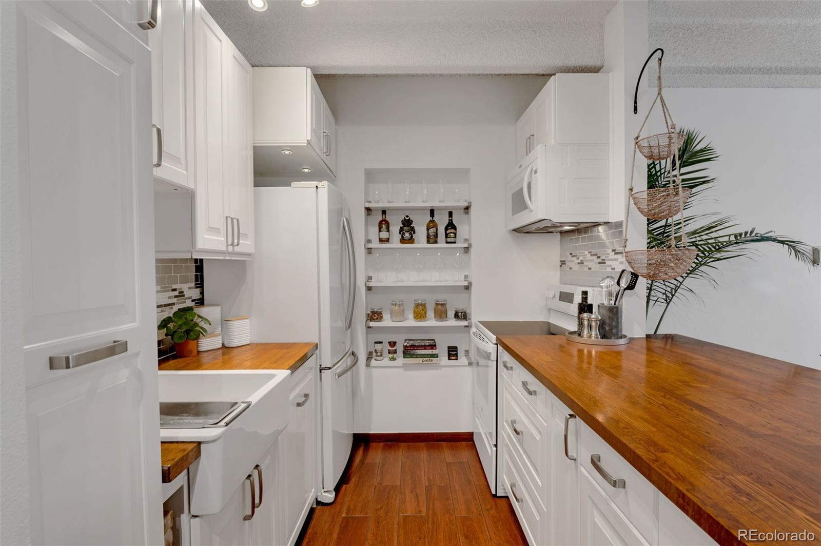 1365 Columbine Street 101