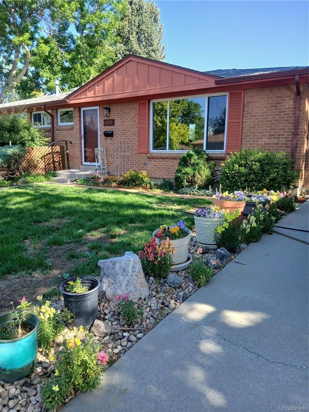 Photo of 6763 S Ash Way, Centennial, CO 80122 (MLS # 1716587)