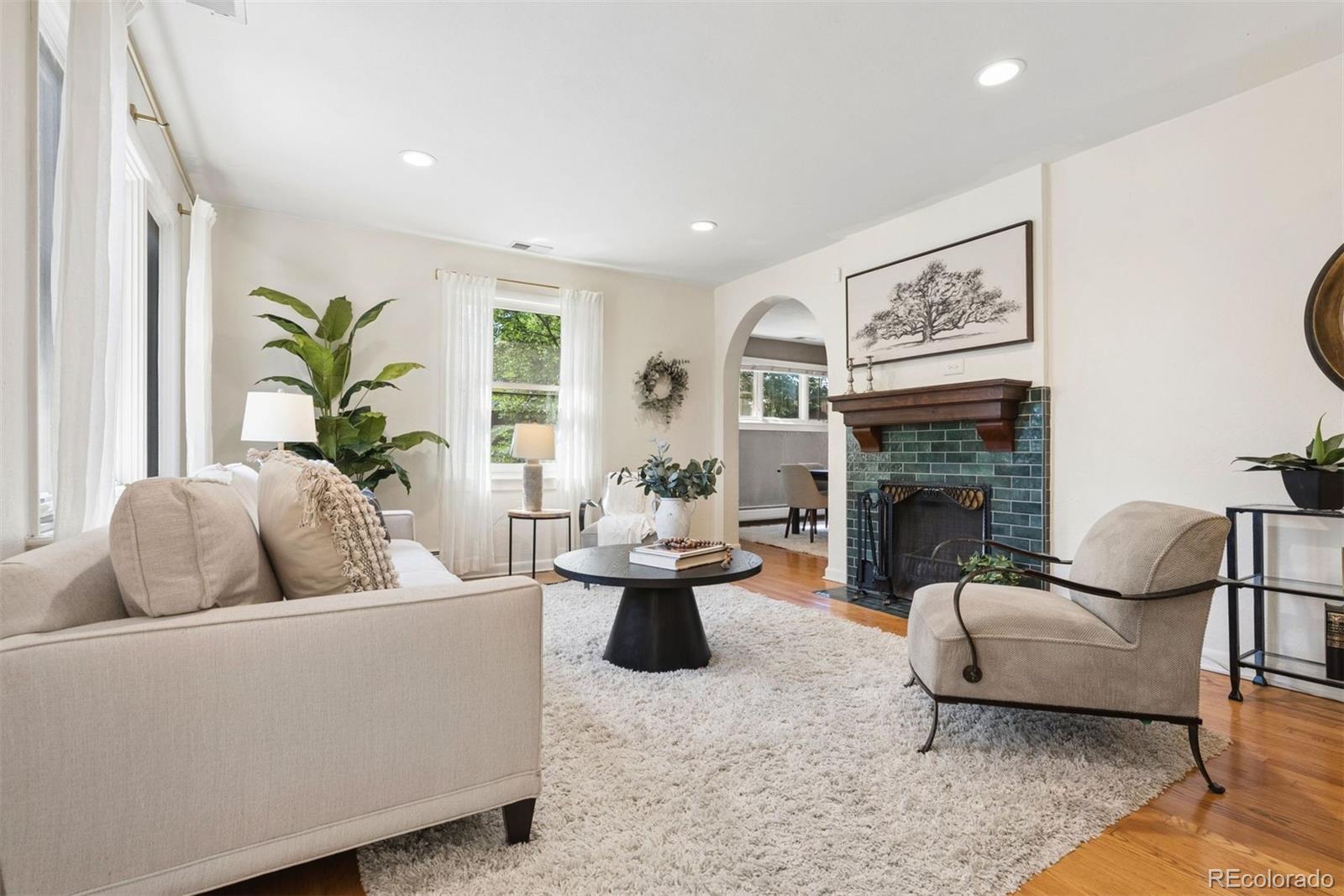 1905 Jasmine Street