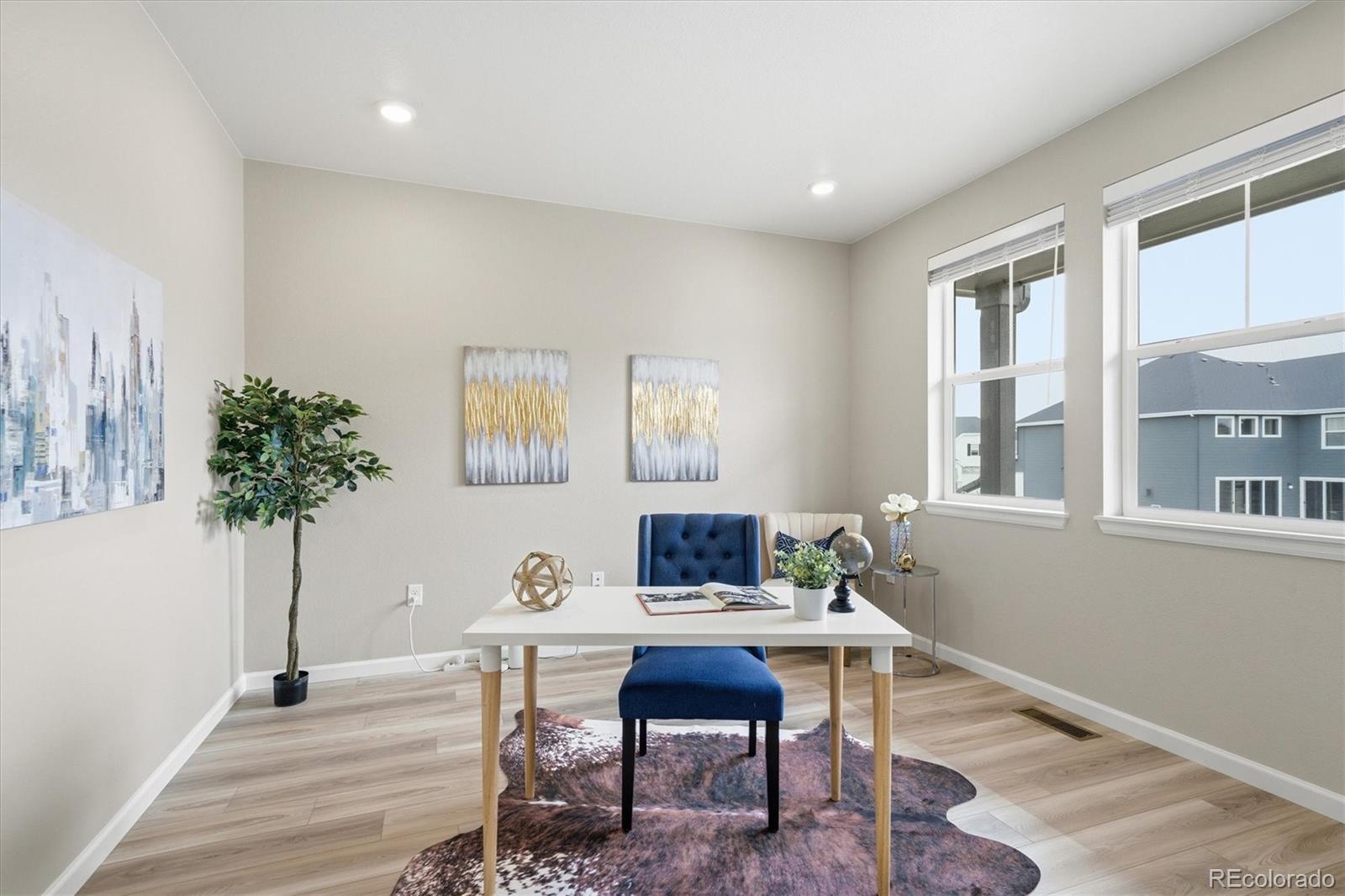 5559 Hickory Oaks Trail