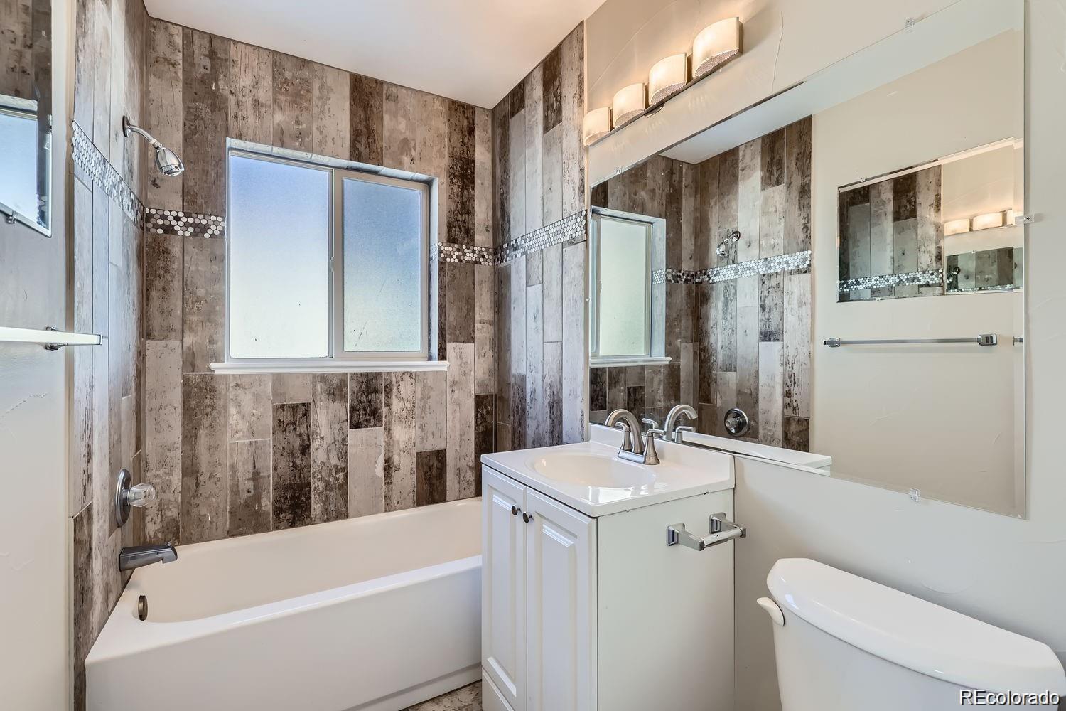 384 S Decatur Street