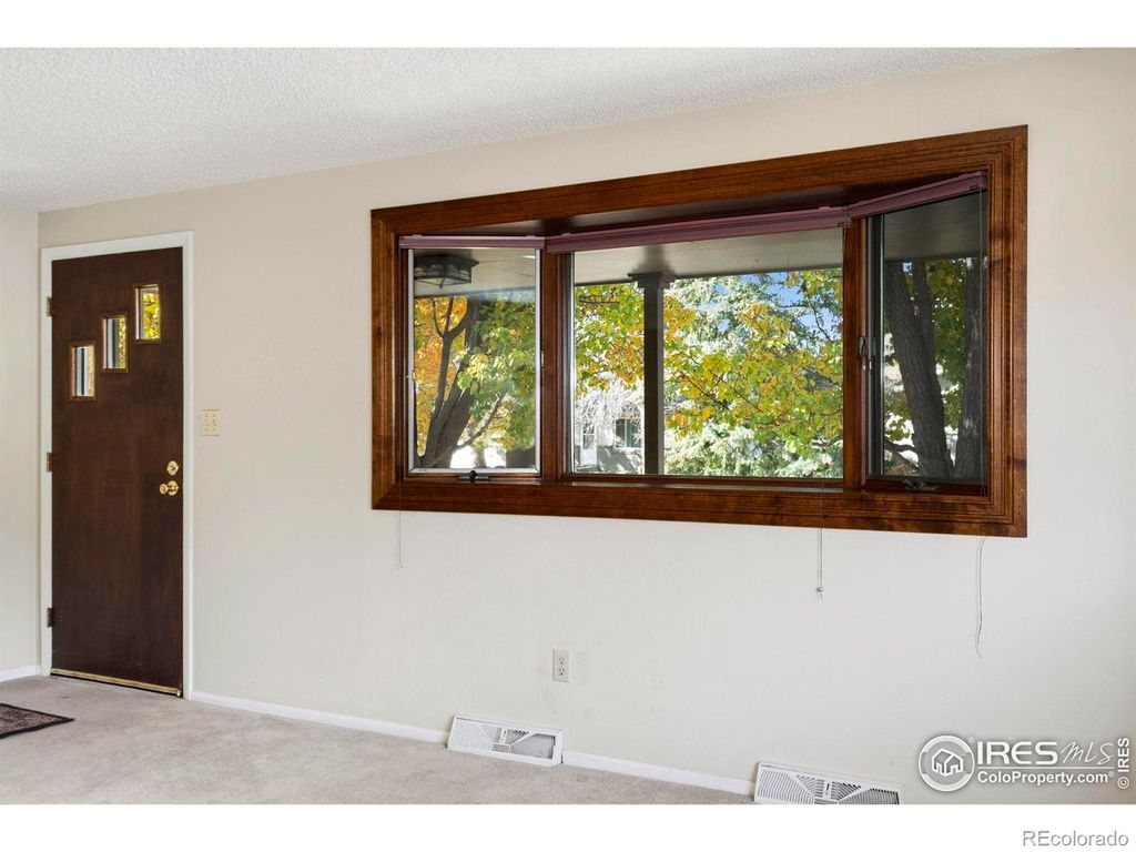 Photo of 2332 Fountain Drive, Loveland, CO 80538 (MLS # IR1047473)