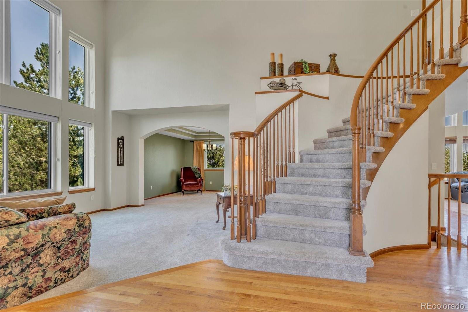 1598 Ridgeview Drive