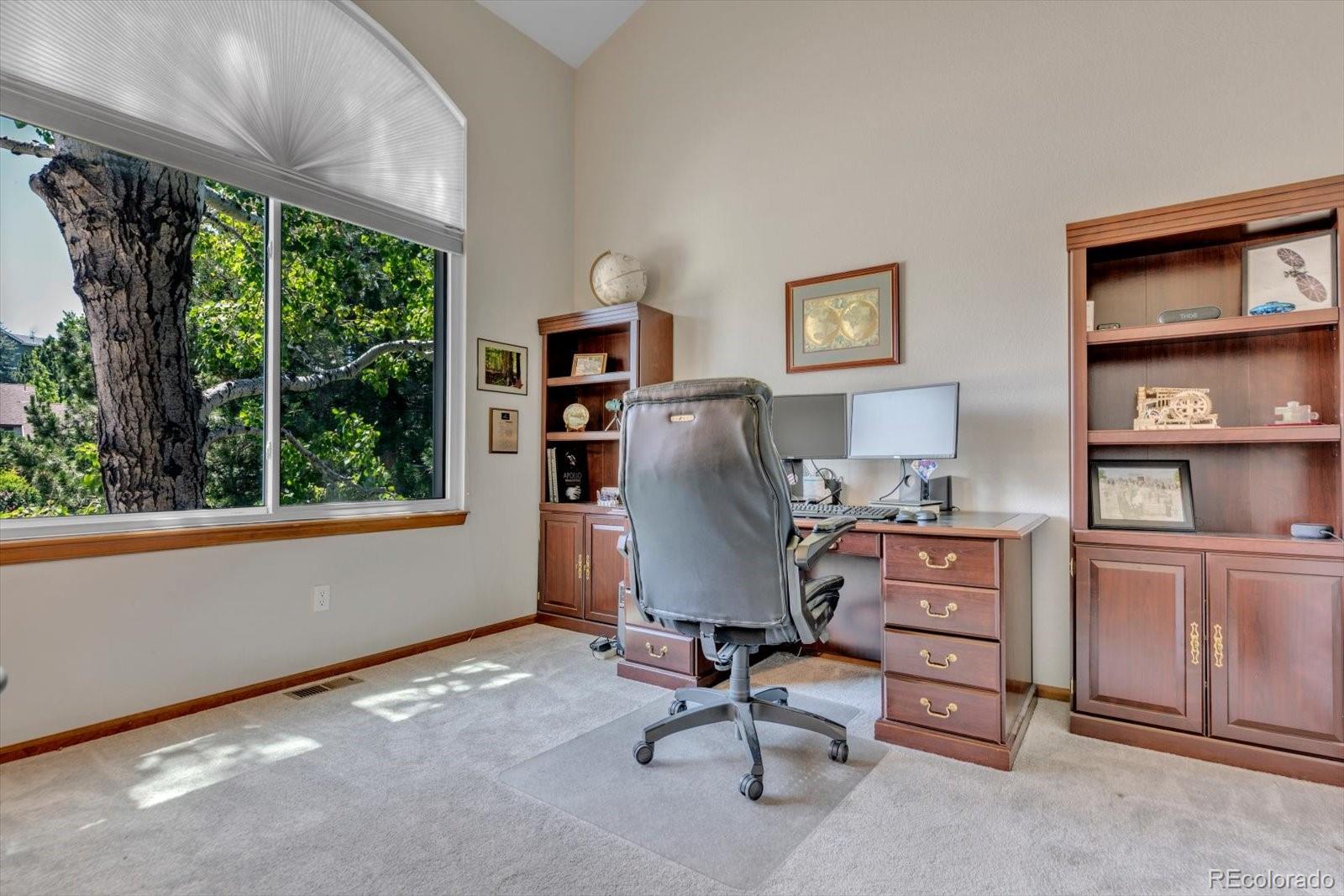 1598 Ridgeview Drive