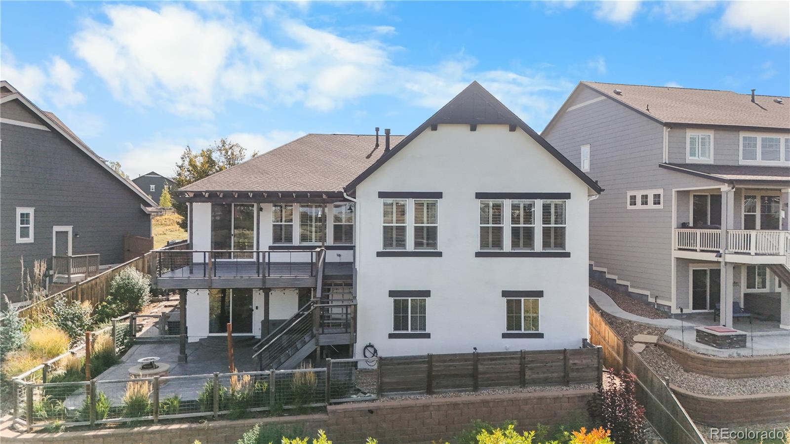 3003 El Nido Way
