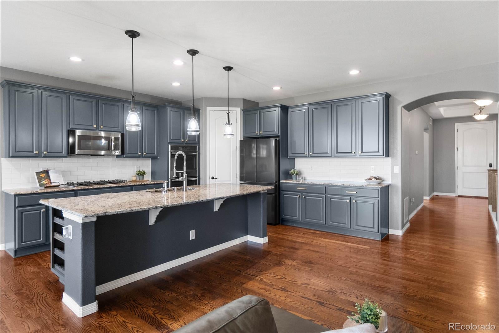 3003 El Nido Way
