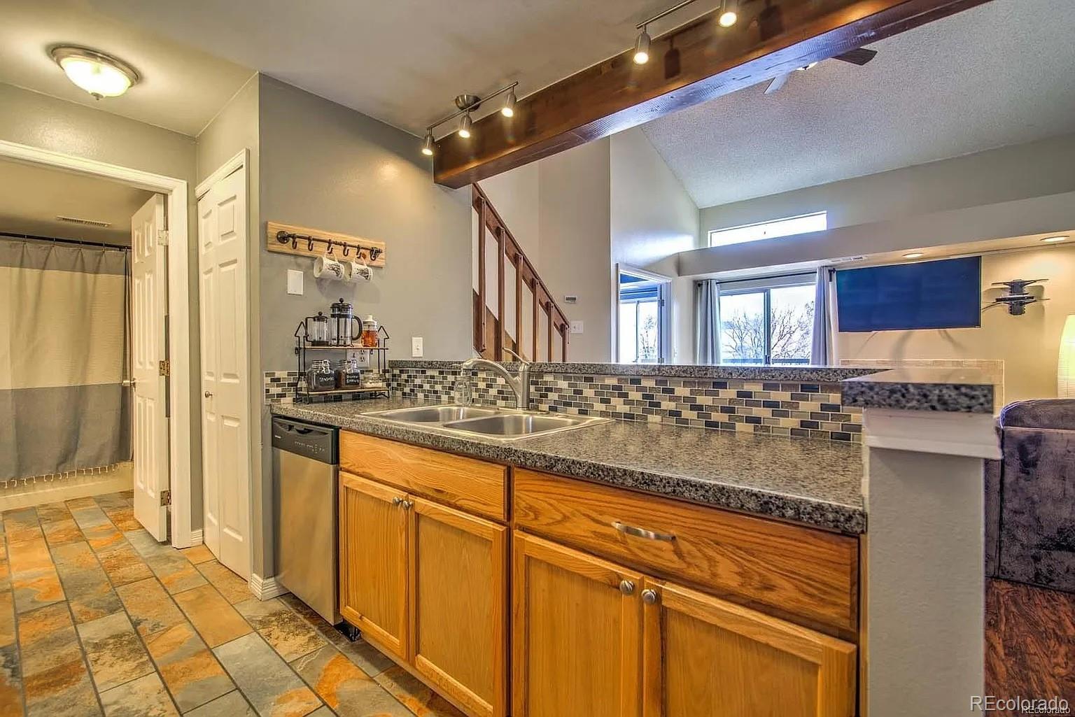 2575 S Syracuse Way M307