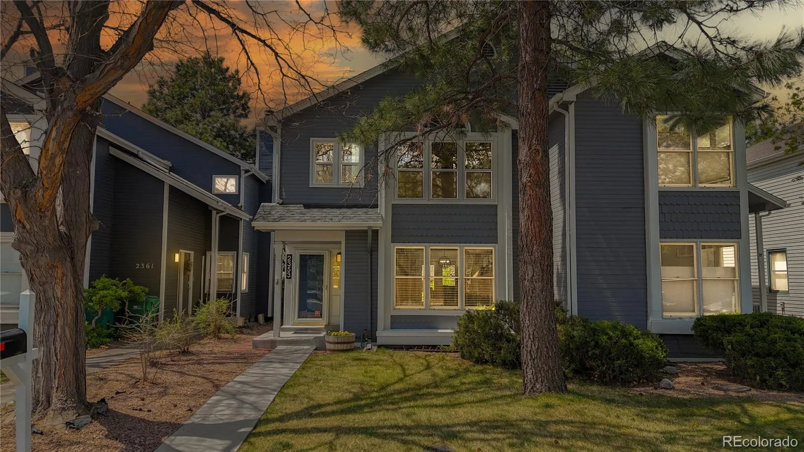 Aurora, Colorado 80014, United States, 3 Bedrooms Bedrooms, ,3 BathroomsBathrooms,Residential,Pending,115143