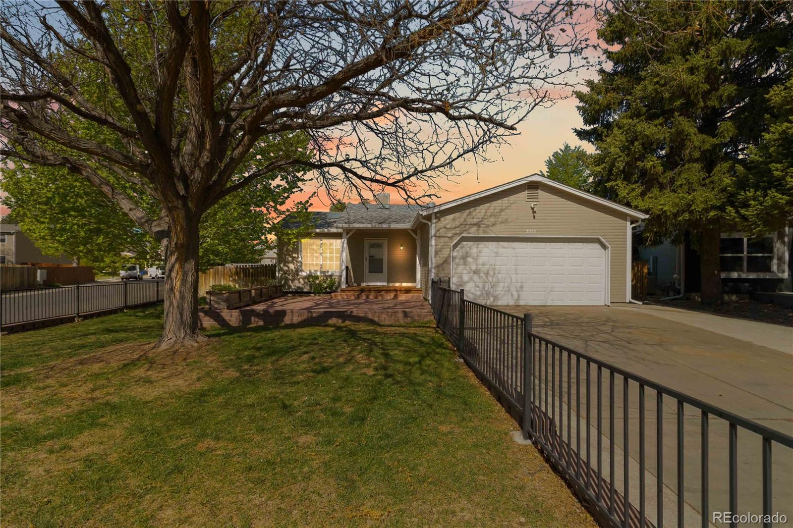 8389 Curlycup Place