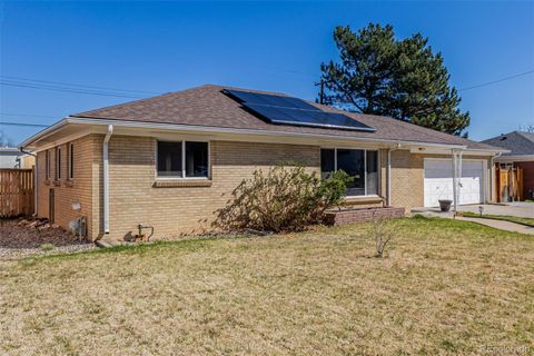 Photo of 5905 W 37th Place, Wheat Ridge, CO 80212 (MLS # 2674367)