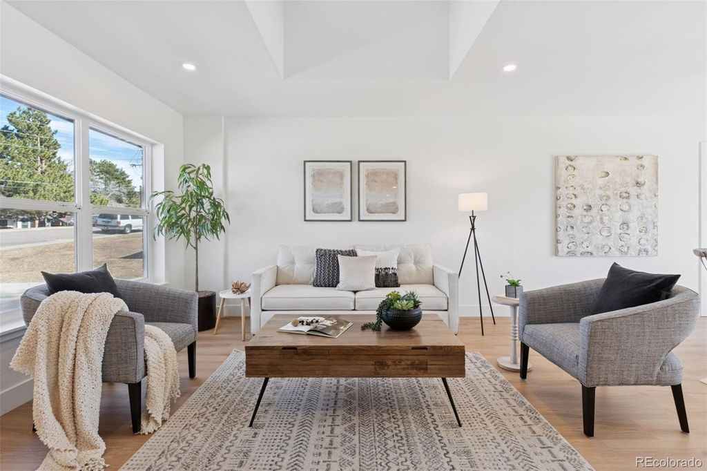 Photo of 1434 W Lake Avenue, Littleton, CO 80120 (MLS # 6492782)