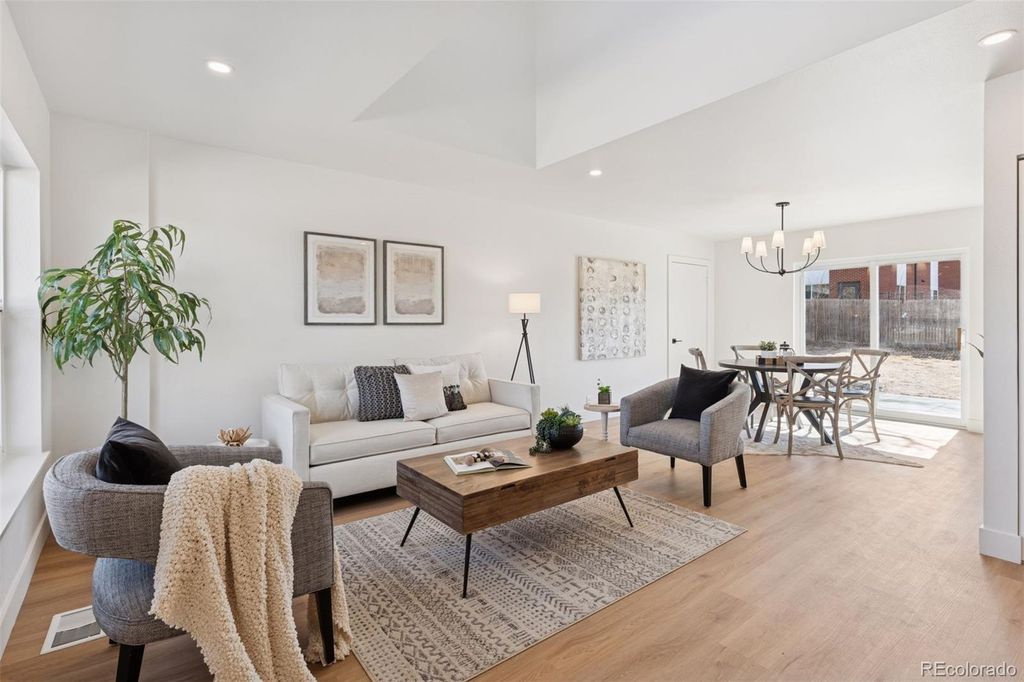 Photo of 1434 W Lake Avenue, Littleton, CO 80120 (MLS # 6492782)