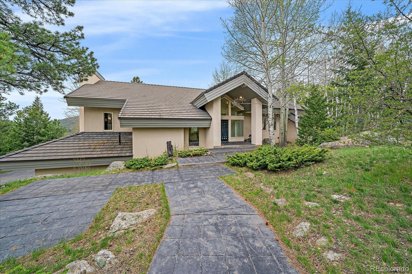787 W Meadow Road
