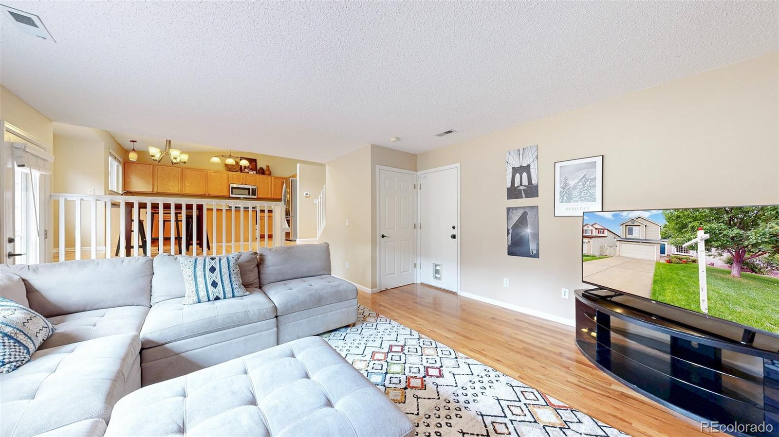 2960 E Yarrow Circle