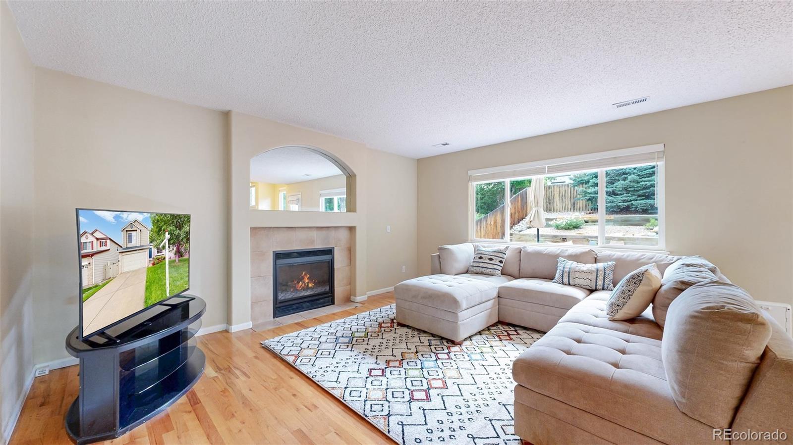 2960 E Yarrow Circle