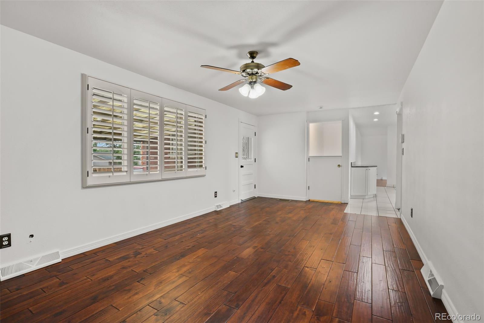 3963 W 65th Place