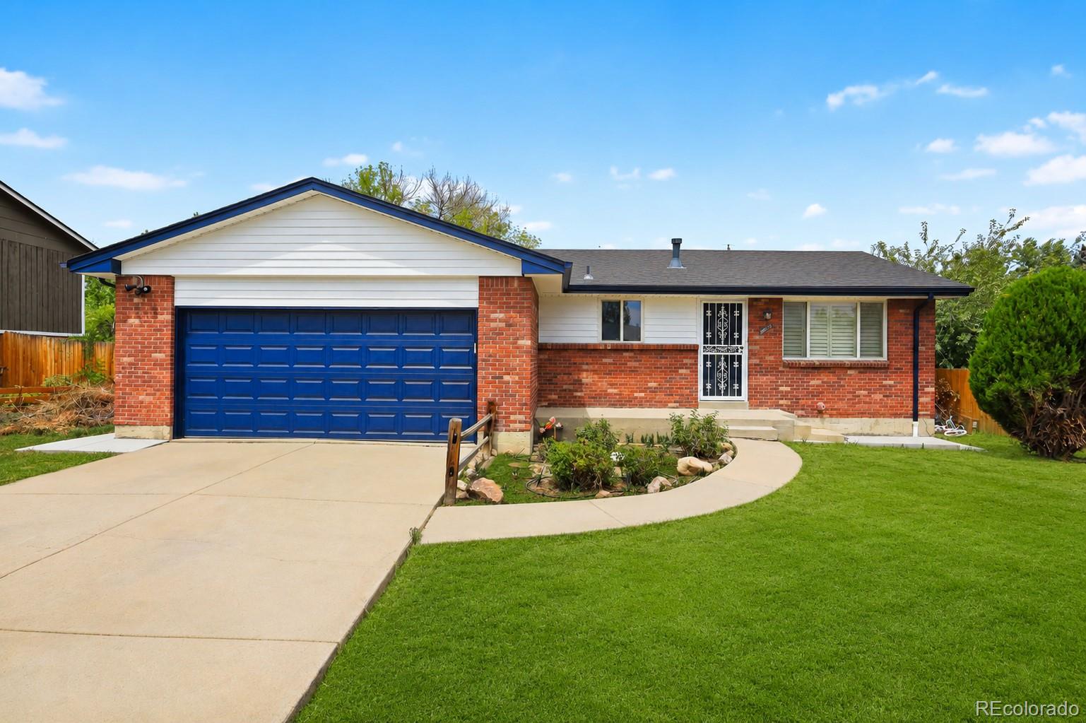 3963 W 65th Place