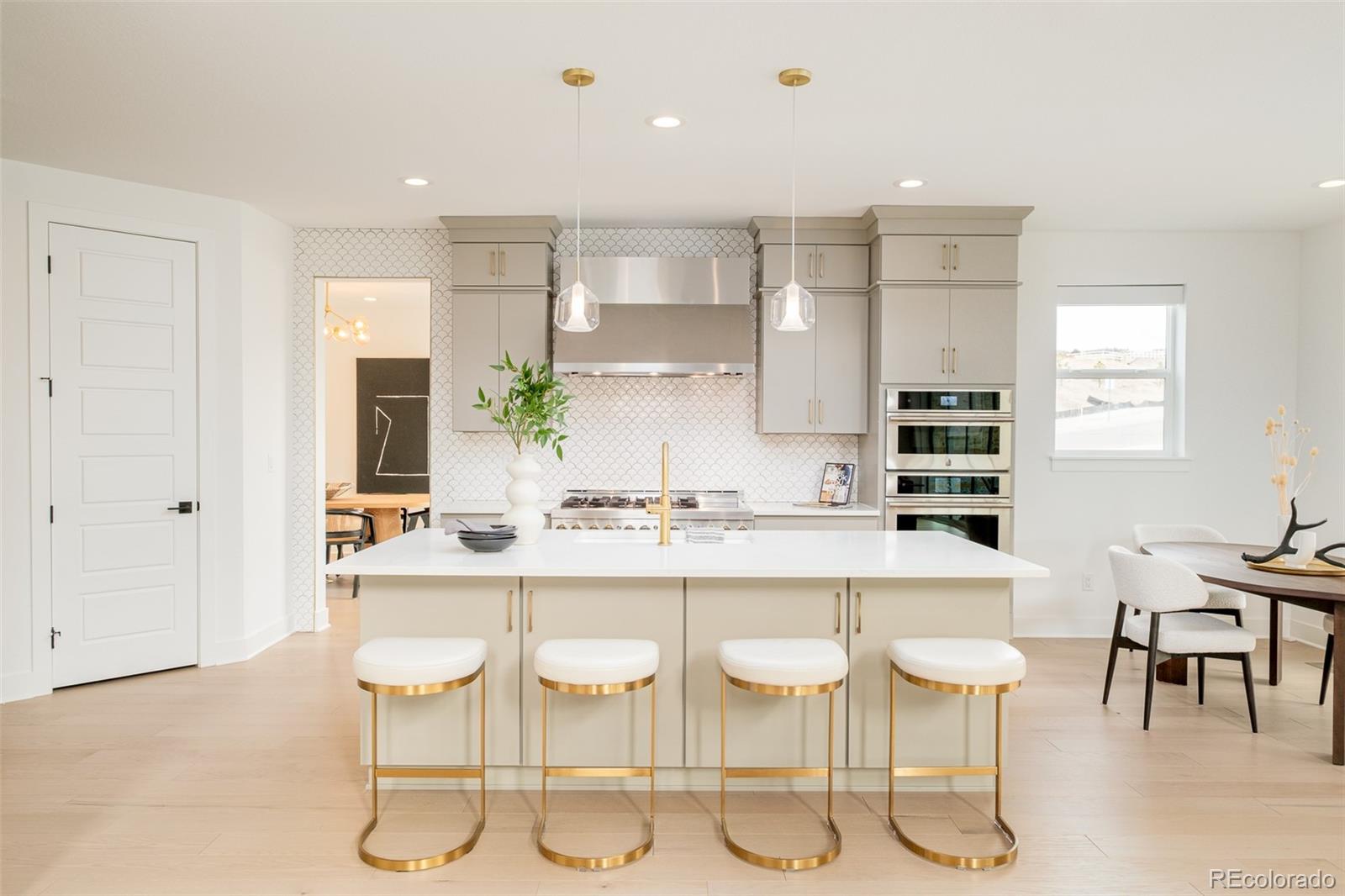 1158 Brotherton Point