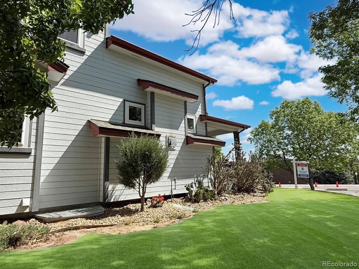 395 Longspur Drive